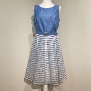 Leslie Fay Women's Sleeveless Midi Dress